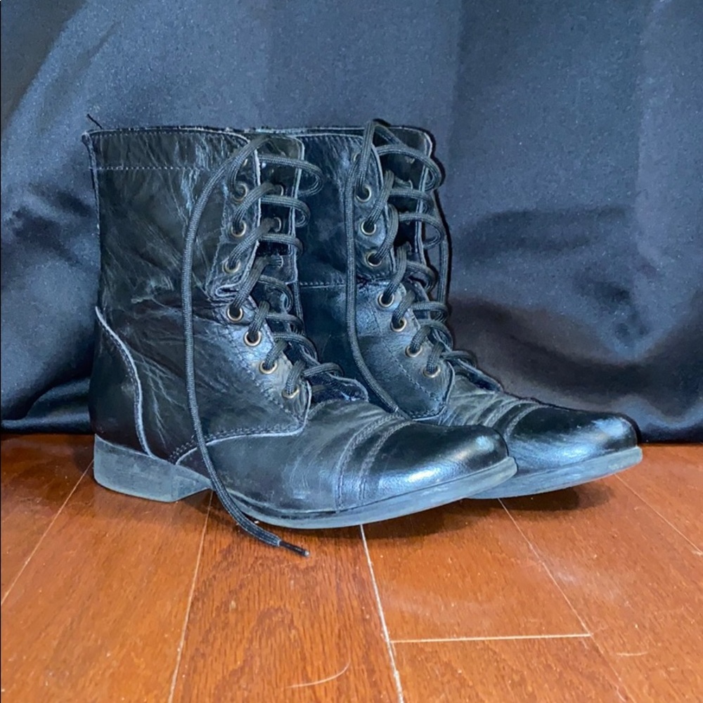 Steve Madden combat boots